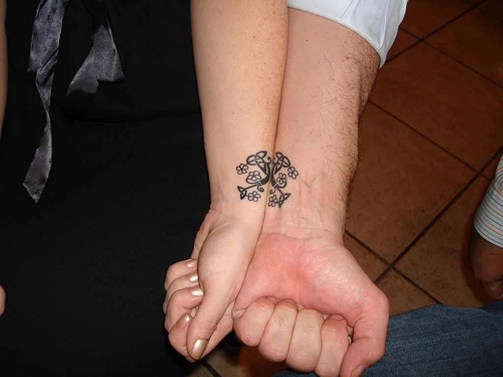 24 Elegant Best Friends Wrist Tattoo Designs