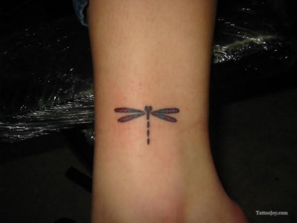 Minimalist Dragonfly Tattoo - wide 7