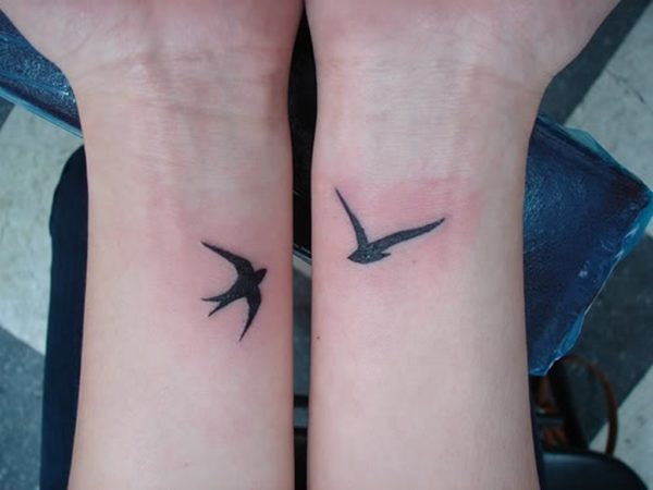 Attractive Birds Tattoo On Wrist