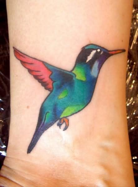 Attractive  Hummingbird Tattoo Design