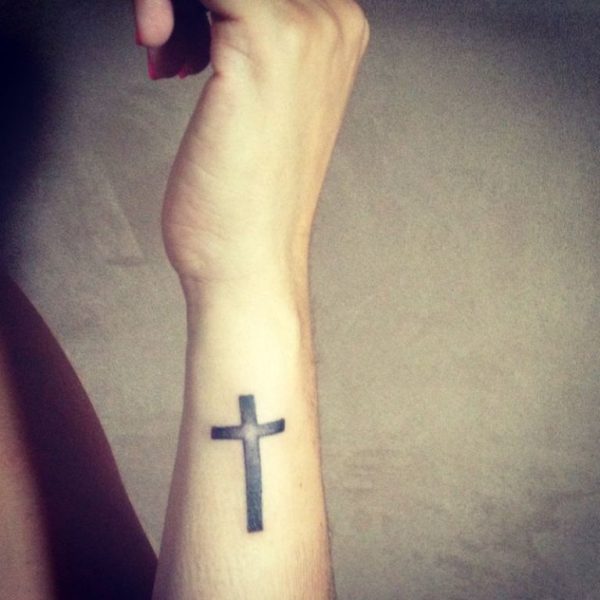  Cross Tattoo On Wrist