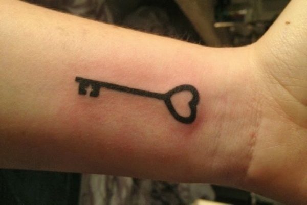 Elegant Key Tattoo On Wrist 