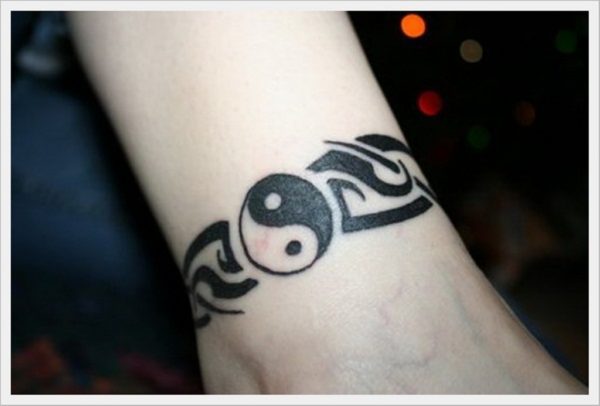 Elegant Tribal Tatttoo