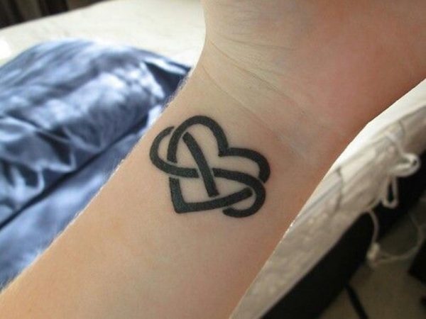 Hearty Celtic knot Tattoo