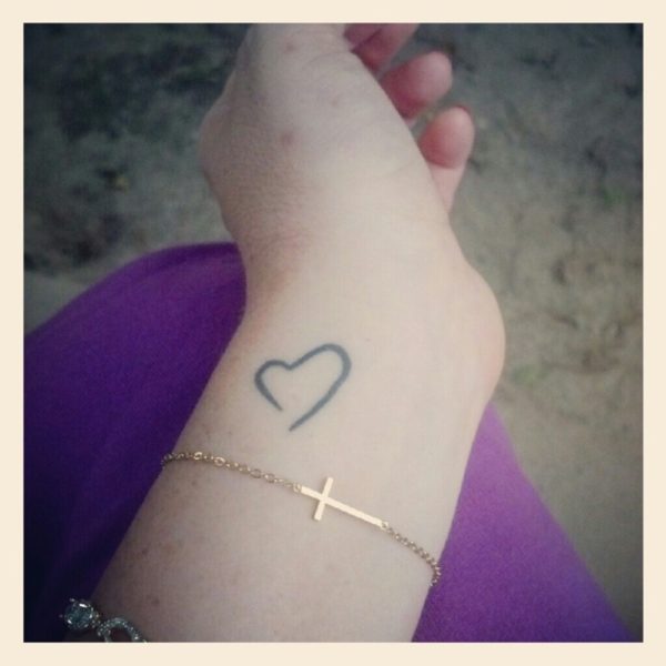 NIce Heart Tattoo On Wrist