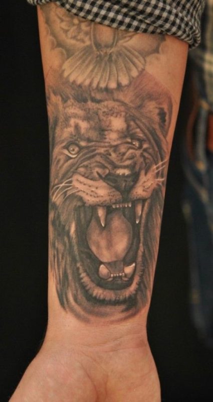 Roaring Lion Tattoo