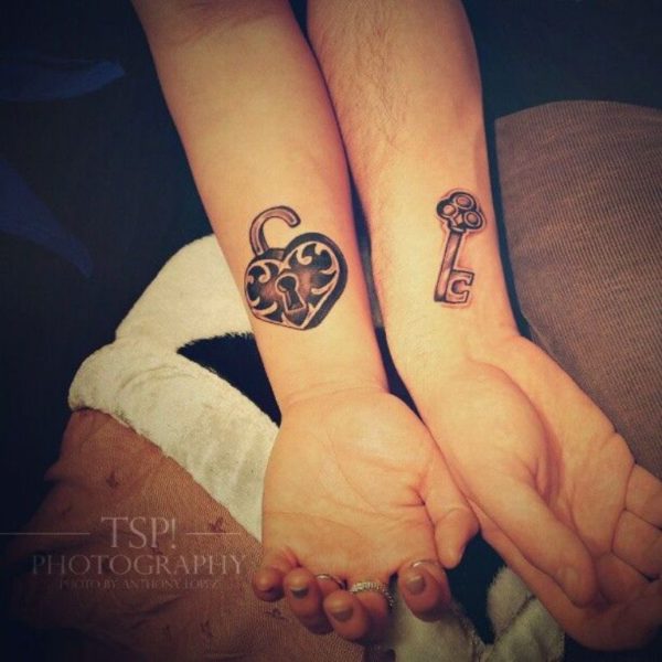 Simple Heart Lock And Key Tattoo