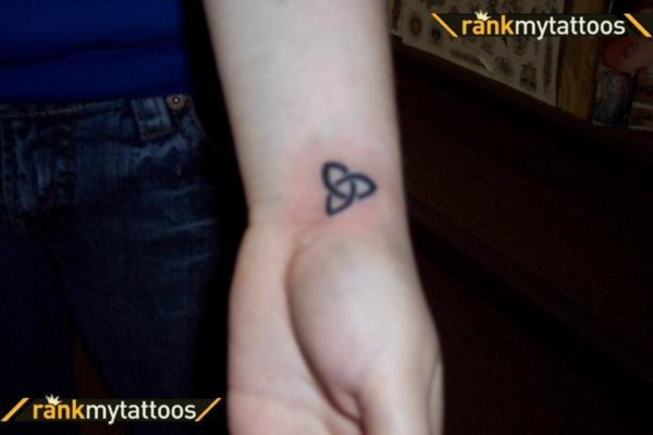 Small thick Celtic knot Tattoo