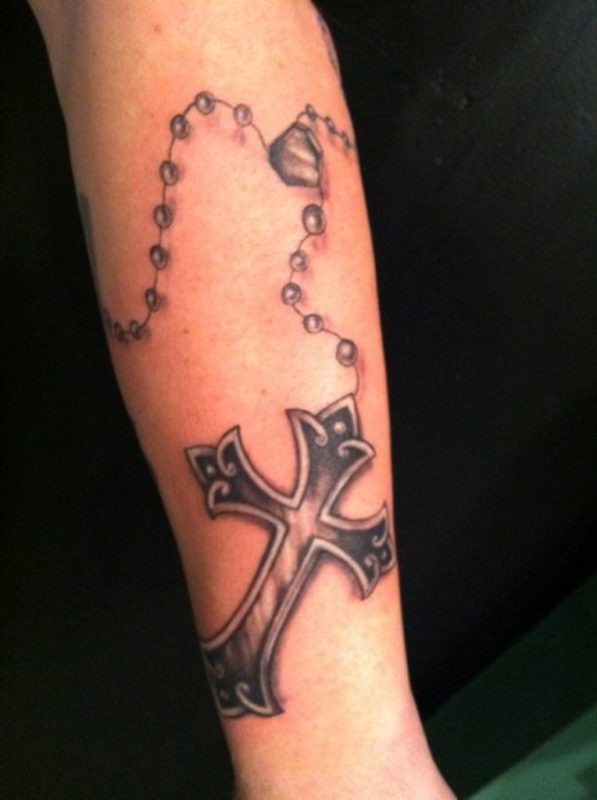 Stylish Rosary Tattoo Design