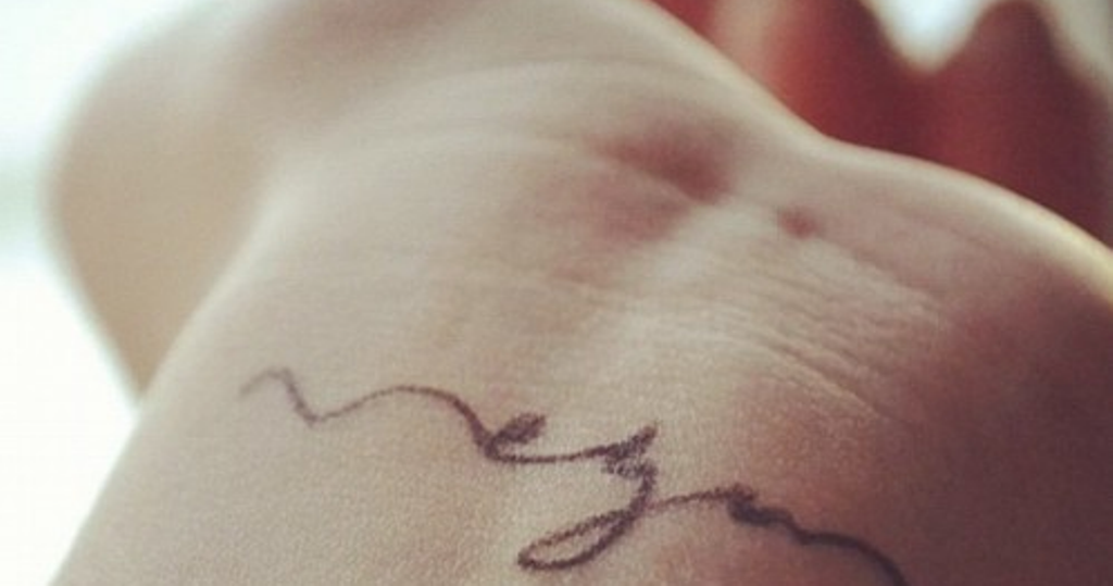 25 Elegant Vegan Tattoos On Wrists