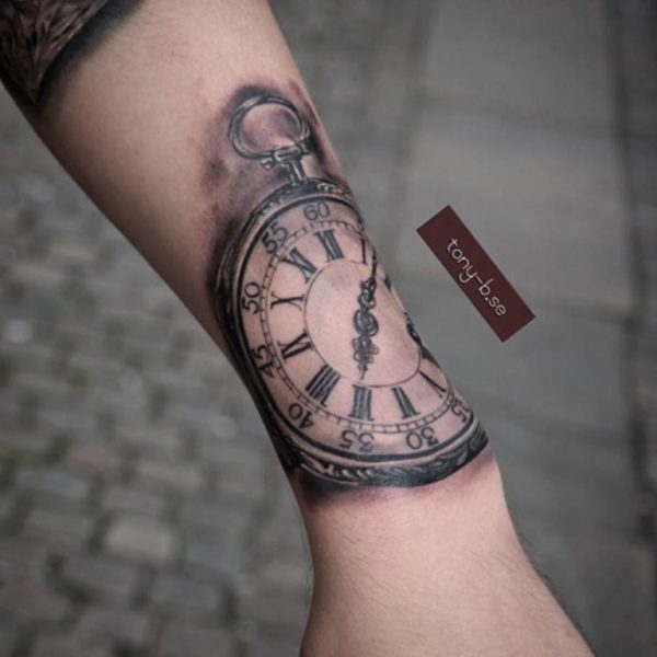 Adorable Clock Tattoo On Wrist