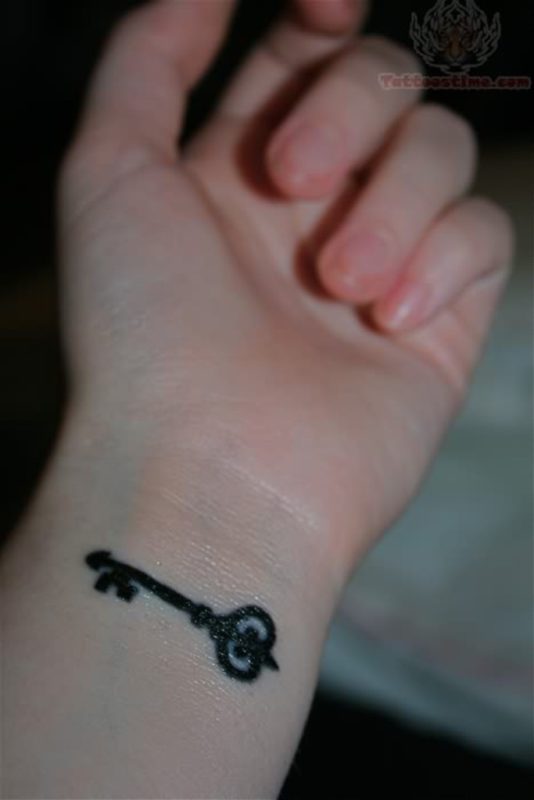 Attractive Key Tattoo