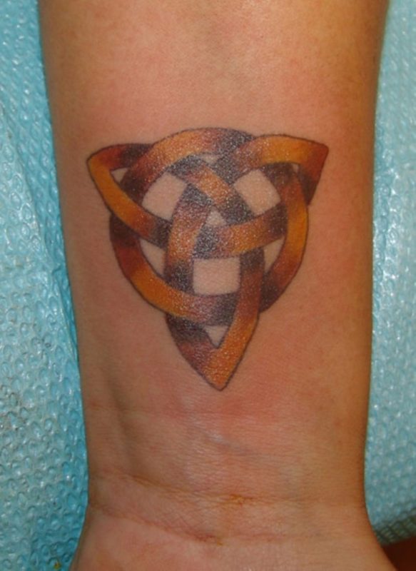Celtic Knot Tattoo For Wrist