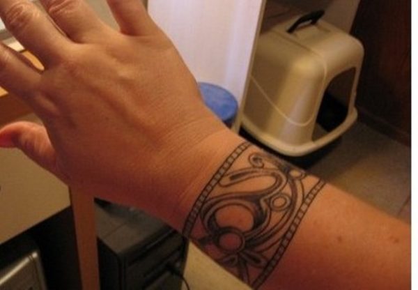 Celtic Tattoos On Wrist