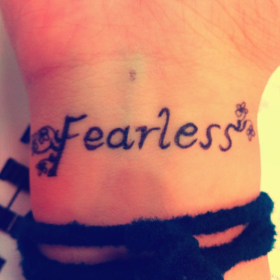 28 Adorable Fearless Wrist Tattoos