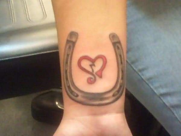 Impressive Horse Shoe Tattoo On Wrist-ht106