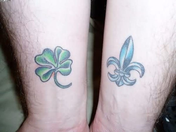 Small Green Leaf Tattoo On Wrist